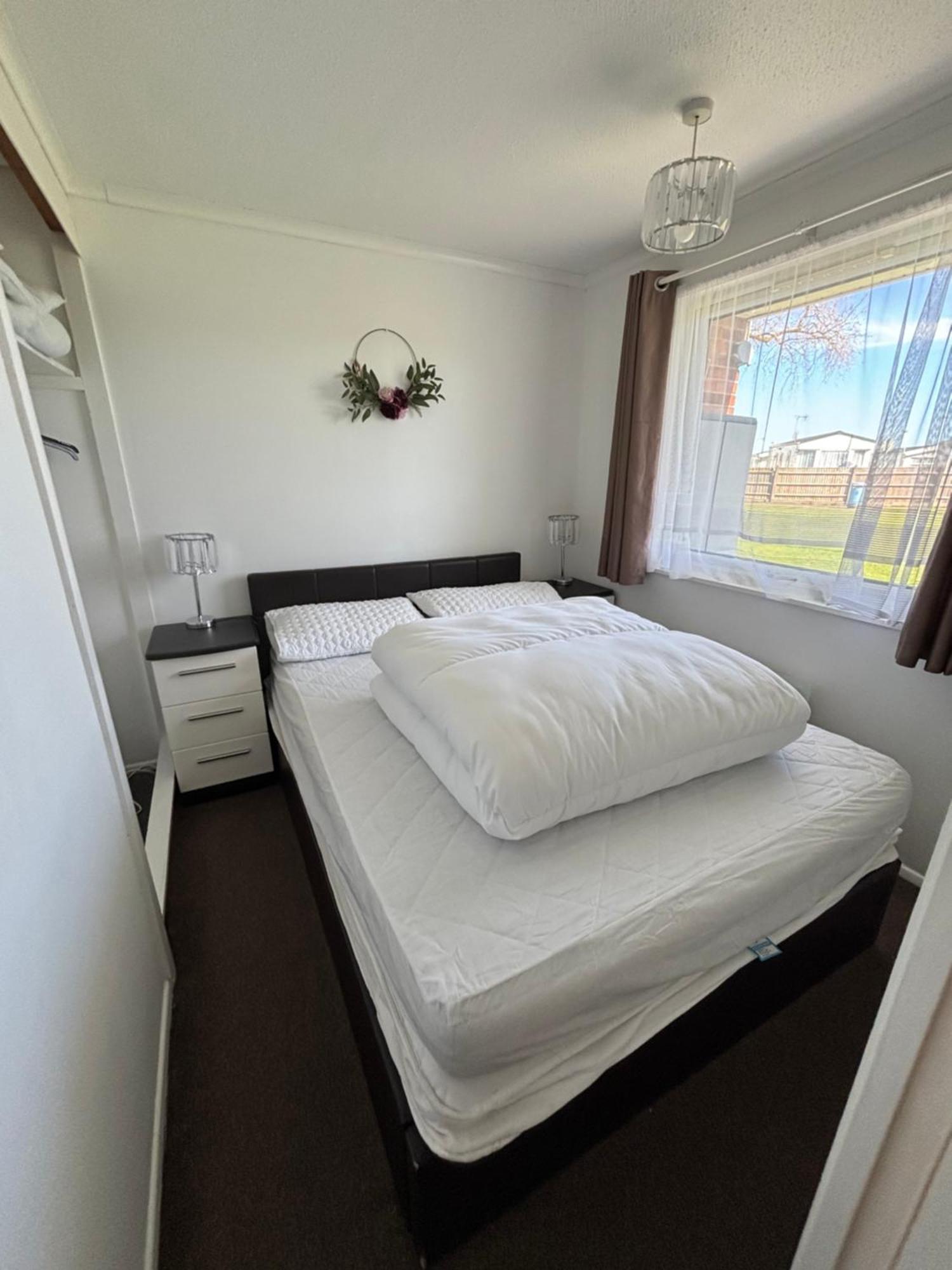 Signature, Scratby - Two Bed Chalet, Sleeps 7, Free Wi-Fi, Bed Linen And Towels Included, Pets Welcome And Onsite Entertainment Available 외부 사진